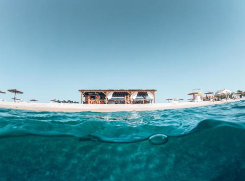 ชายหาด, Pansion Karoca in โวดิช
