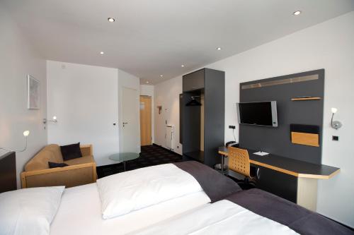Guestroom, Hotel Hedegaarden in Vejle