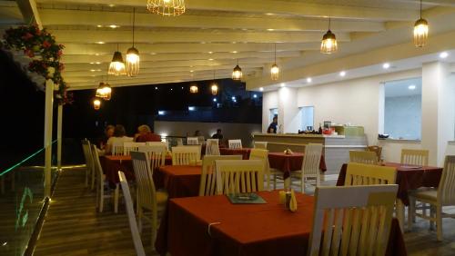 Hotel Queen Margaret Seaside - image 10