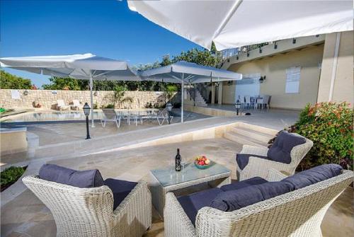 Kert, Villar Suites in Rosh Pina