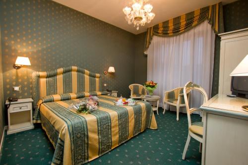 Hotel Conterie - image 4