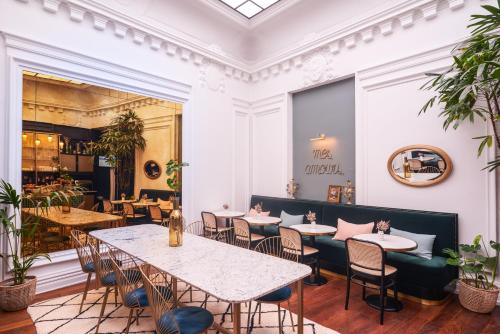 Pub/Lounge, Hotel Mercure Nantes Centre Passage Pommeraye in Nantes