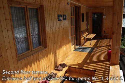 Είσοδος, Guesthouse Nakudurta in Girevi