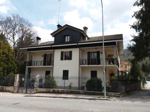  Villa Roma, Unterkunft in Alfedena