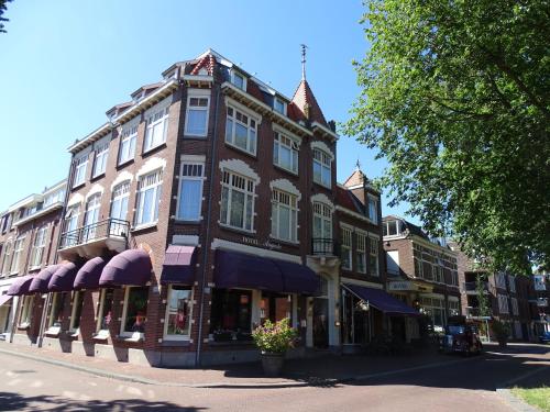 Augusta Hotel - image 10