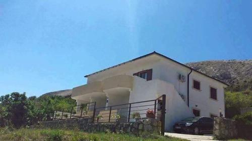  Apartment Babic in Pag