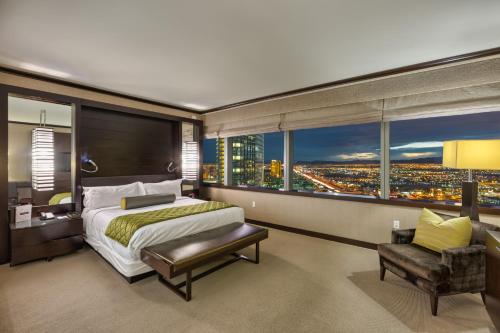 Secret Suites At Vdara - Photo 1