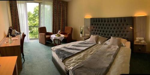 Hotel Burg Wassenberg Room Type - Large Double Room
