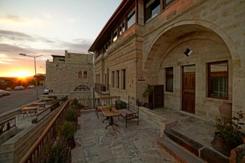 NOSTALJİ CAVE SUİT HOTEL - Tap to explore photos