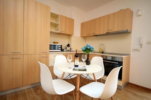 Apartment Brownie - Parcare Privată - image 5