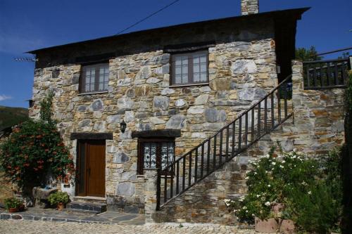  Ninho do Melro - Turismo Rural Bragança, Pension in Bragança bei Bragança