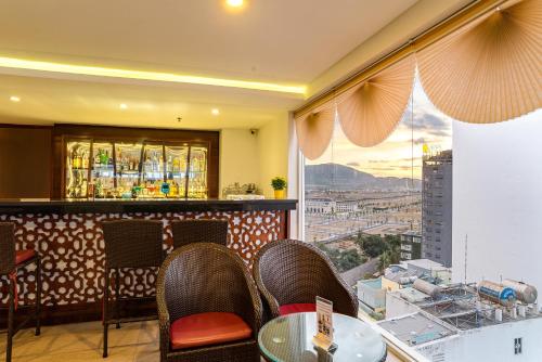 2023 레갈리아 냐짱 호텔 (Regalia Nha Trang Hotel) 호텔 리뷰 및 할인 쿠폰 - 아고다 2023 레갈리아 냐짱 호텔 (Regalia Nha Trang Hotel) 호텔 리뷰 및 할인 쿠폰 - 아고다