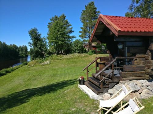 Bungalow - Water Front 