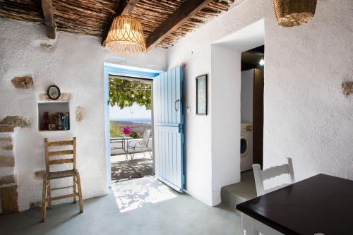  Vatha Traditional Cottage with a view in Karpathos