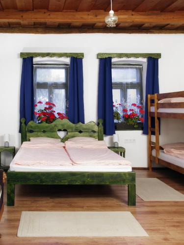 Nevenincs Vendégház - image 12