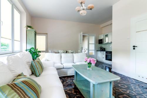 BeeApartments Zywiecka 49 in โนวี ซองช์