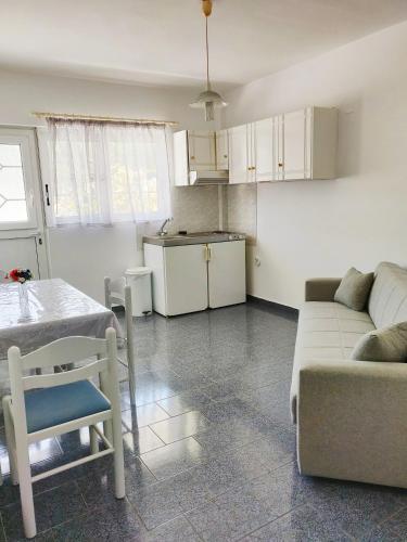  Comfy Central Studio for 2-3 people in 85700 Karpathos