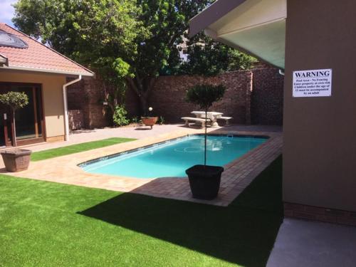 21 on Klein Karoo, Oudtshoorn