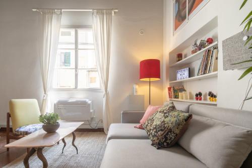 One-Bedroom Apartment image 10