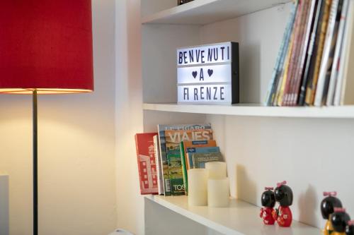 One-Bedroom Apartment image 5