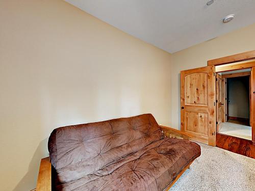 New Listing! Wooded Retreat Near Skiing & Beaches Home - image 7