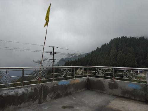 Balcony/terrace, Vamoose Kanchan Kanya in Ghoom Pahar Forest