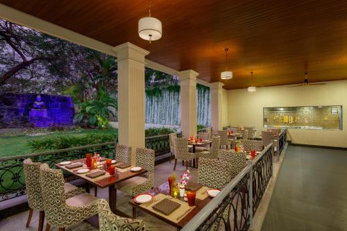 餐飲服務, 奧蘭卡巴拉瑪國際迎賓飯店-ITC 飯店集團 (Welcomhotel by ITC Hotels, Rama International, Aurangabad) in 奧郎加巴德
