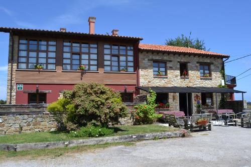 Accommodation in Oles