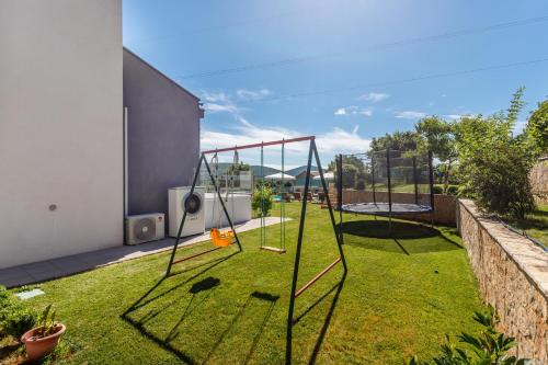 Luxury Villa Nadalina-Dicmo in Osoje