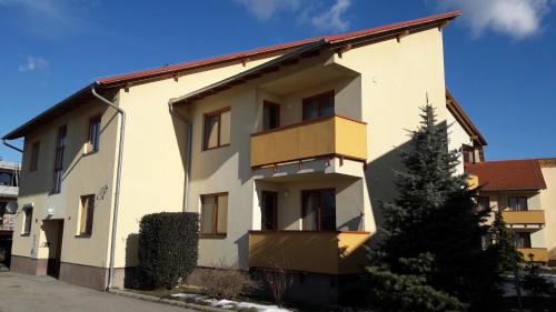 EKKO APARTMAN