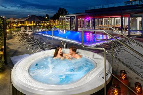 Hotel Aura Design & Garden Pool