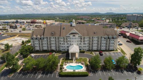 Hotel Grand Victorian - image 13