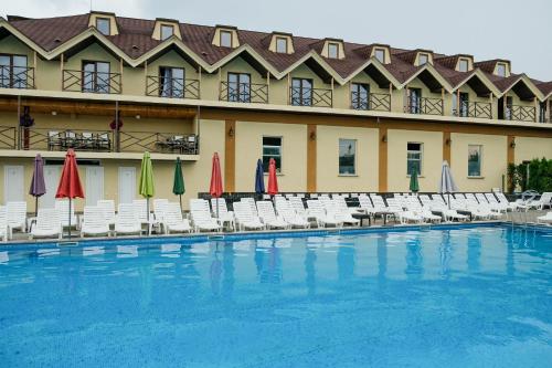 Úszómedence, Оздоровчий комплекс Гайки заїзд провулок Сухий Яр 12 (Оздоровчии комплекс Гаики заізд провулок Сухии Яр 12) in Zhytomyr