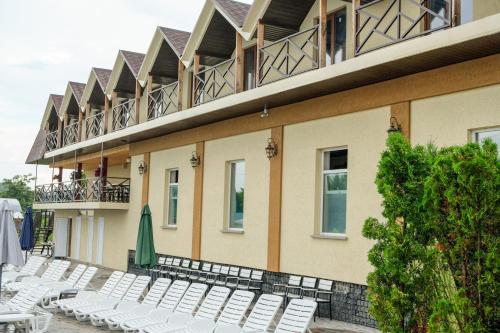 Úszómedence, Оздоровчий комплекс Гайки заїзд провулок Сухий Яр 12 (Оздоровчии комплекс Гаики заізд провулок Сухии Яр 12) in Zhytomyr