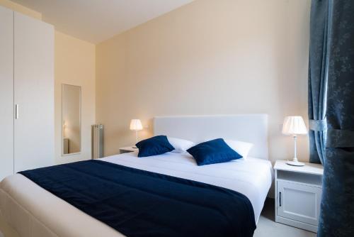 Minerva Monks Inn - image 6