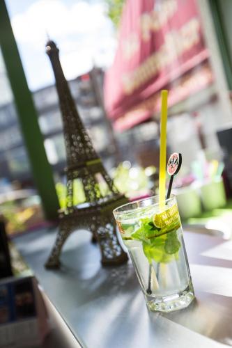 HOTEL DE PARIS MONTPARNASSE - image 5