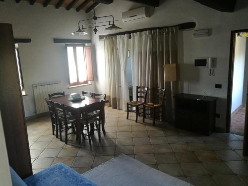 Appto Iris 3 Bedrooms,2 Bath, Living Room 11 Pax in Monte Castello Di Vibio