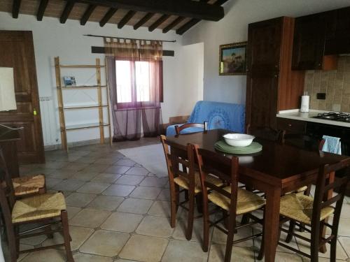 Appto Iris 3 Bedrooms,2 Bath, Living Room 11 Pax in Monte Castello Di Vibio