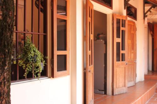 Entrance, Chicken's house- Đuong Lam Homestay in Son Tay