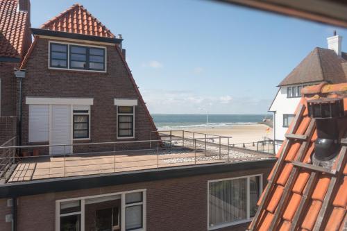 HOTELdeBEAUTEL Waailust