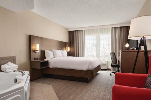 Country Inn & Suites by Radisson Buffalo MN - image 6