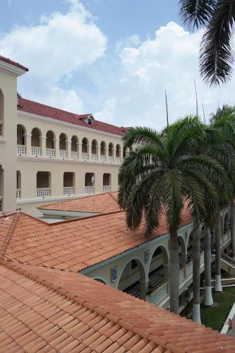210485645 Hotel El Prado