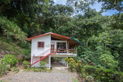 Exterior view, Kiskadee Casa in Quepos