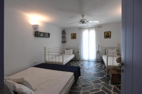 Tinos Traditional Sea Side Villa