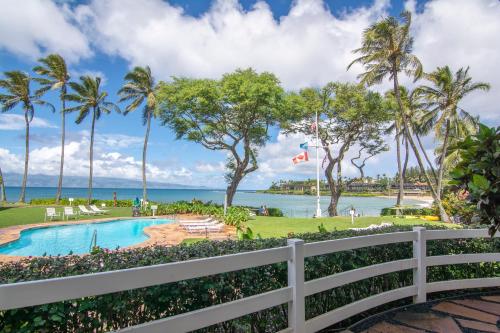 Napili Surf Beach Resort