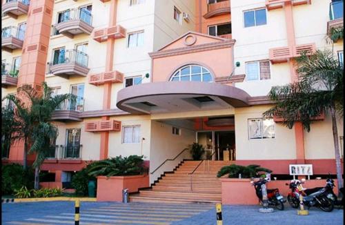 Near Manila Airport 7th Floor Chateau Elysee Philippines - 