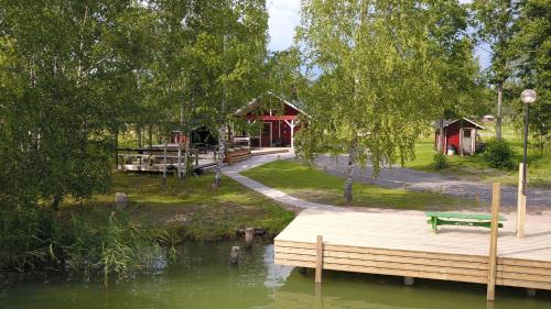 Lomahyppäys - image 10