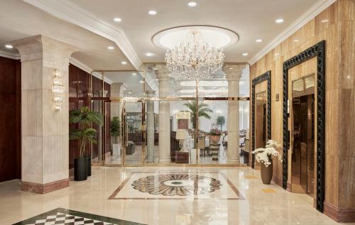 レストラン, ゴールドワン ホテル&スイーツ (GoldOne Hotel & Suites) in 西帰浦（ソギポ)）
