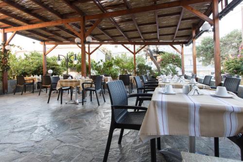 Glaros Hotel - image 2
