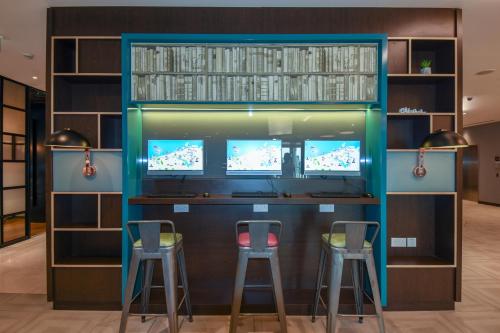 Premier Inn Dubai International Airport - image 7